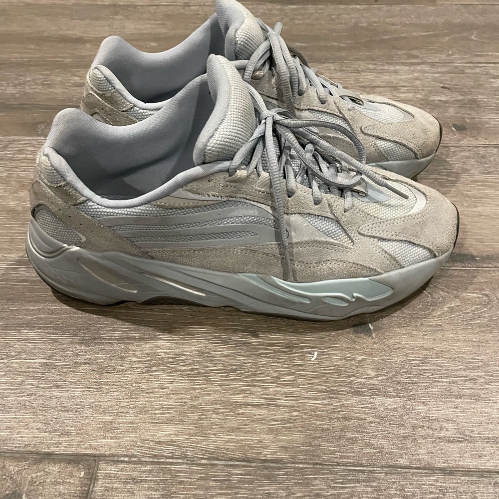 Yeezy Boost 700 V2 Hospital Blue
